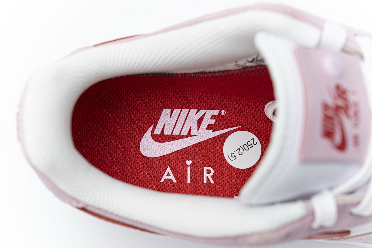     Nike Air Force 1 07 QS Valentine's Day Love Letter