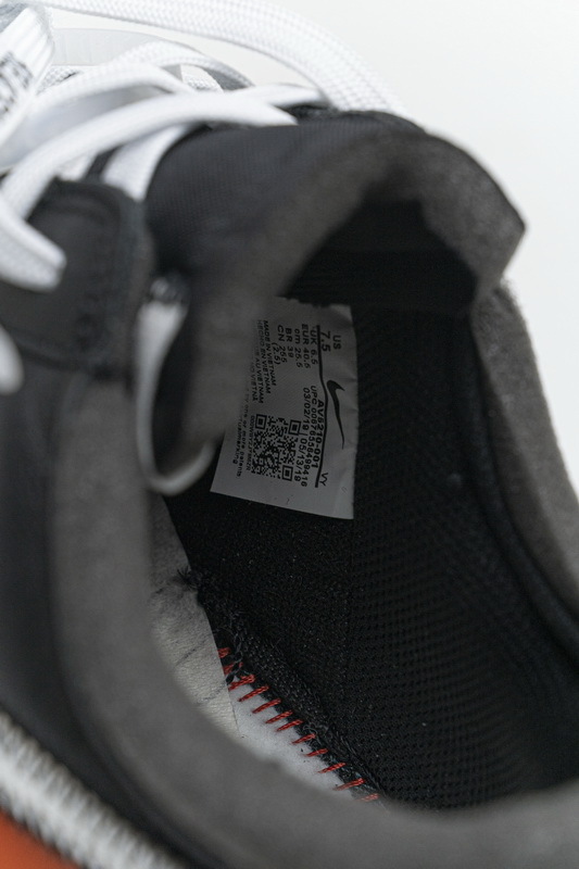 Pkgod Nike Air Force 1 ’07 Low MOMA Off-White