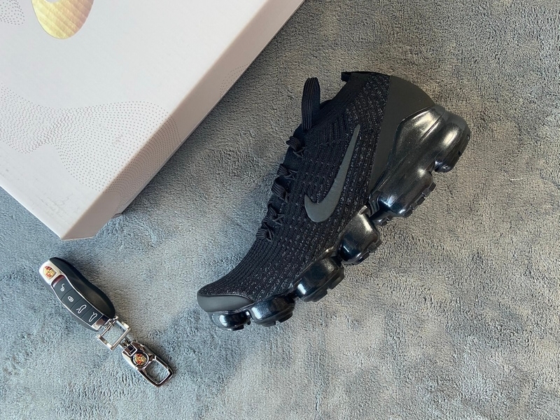     Nike Air VaporMax Flyknit 3.0 Triple Black