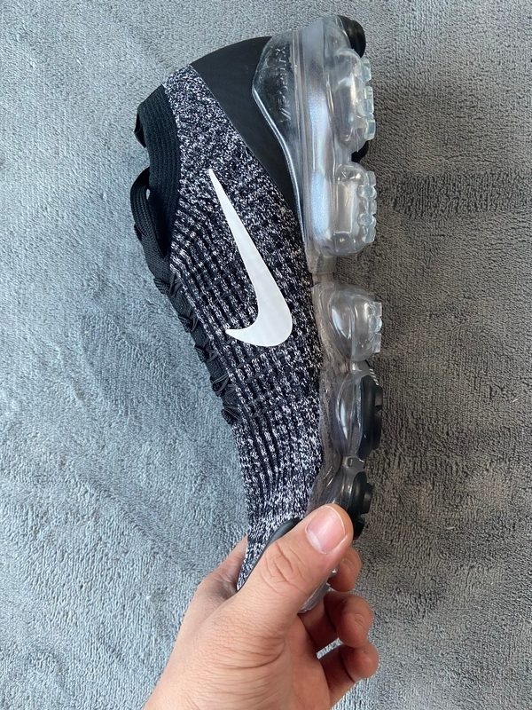     Nike Air VaporMax Flyknit 3 Oreo
