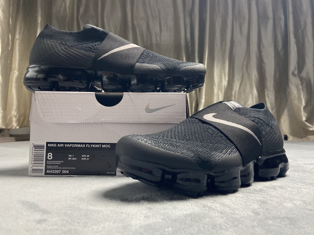     Nike Air VaporMax Moc Triple Black