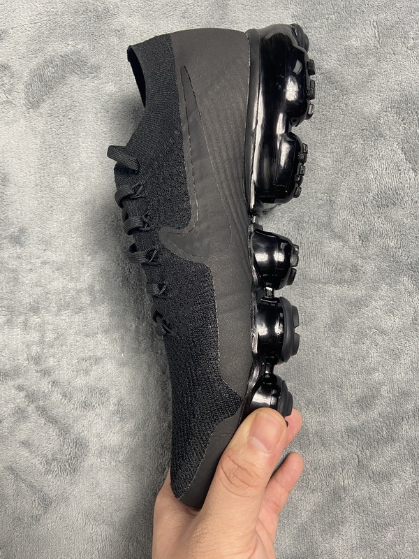     Nike Air VaporMax Triple Black 2.0​