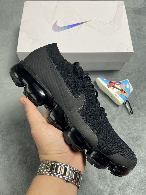     Nike Air VaporMax Triple Black 2.0​