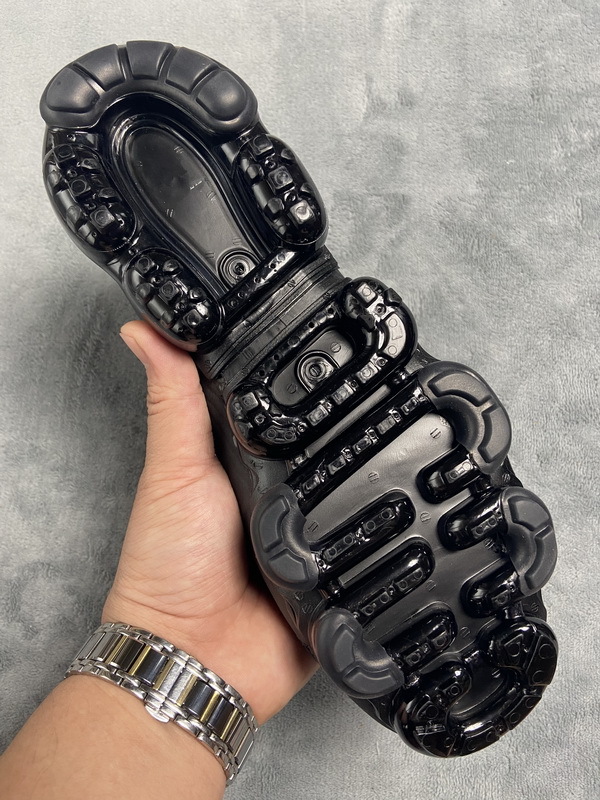     Nike Air VaporMax Triple Black 2.0​
