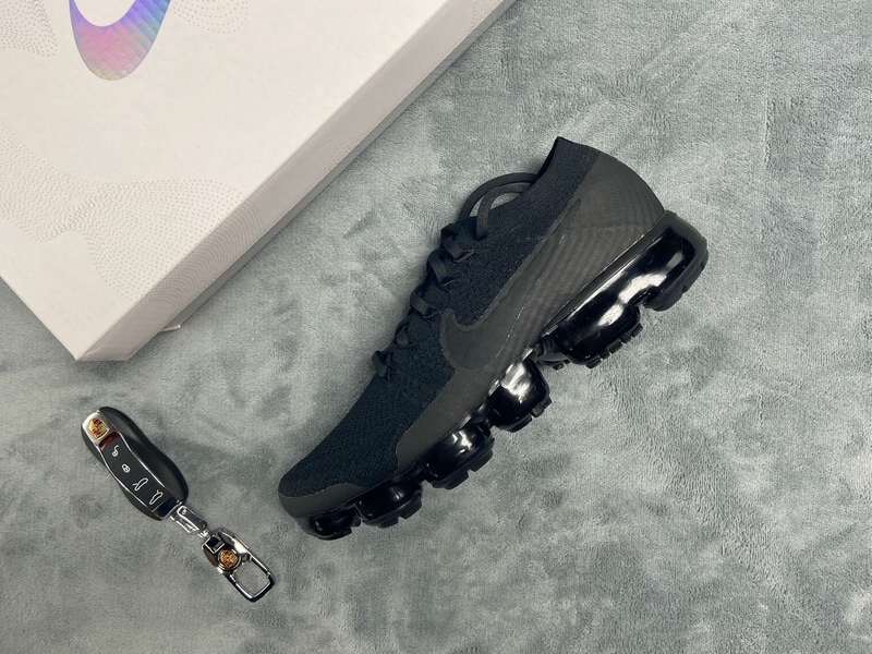     Nike Air VaporMax Triple Black 2.0​