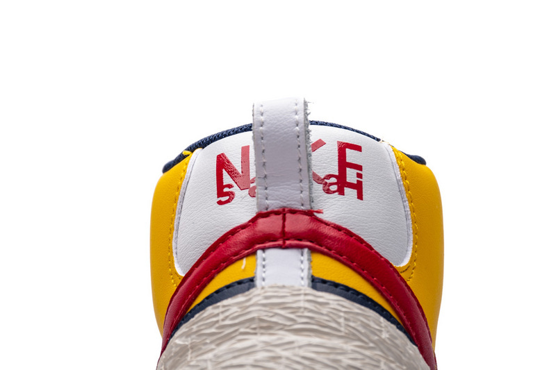 Pkgod Nike Blazer Mid sacai Snow Beach