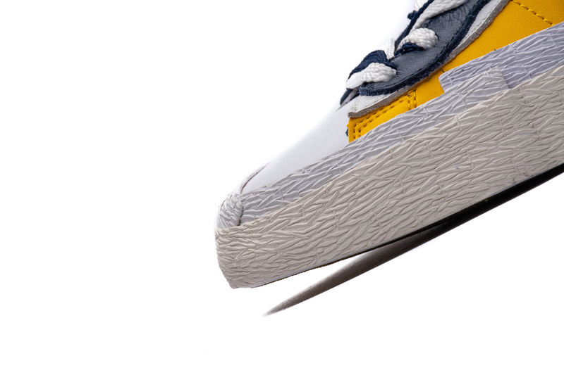 Pkgod Nike Blazer Mid sacai Snow Beach
