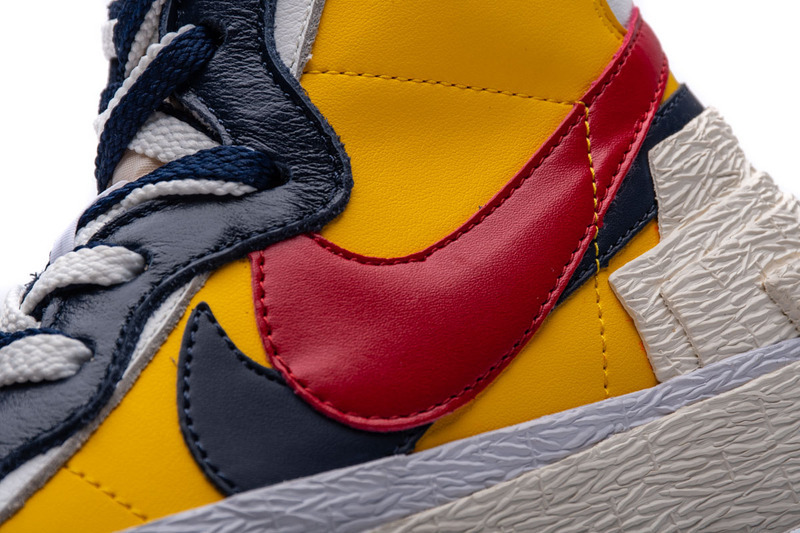 Pkgod Nike Blazer Mid sacai Snow Beach
