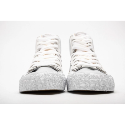 Pkgod Nike Blazer Mid sacai White Grey 02