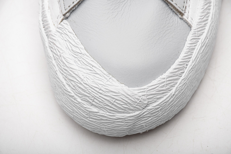 Pkgod Nike Blazer Mid sacai White Grey