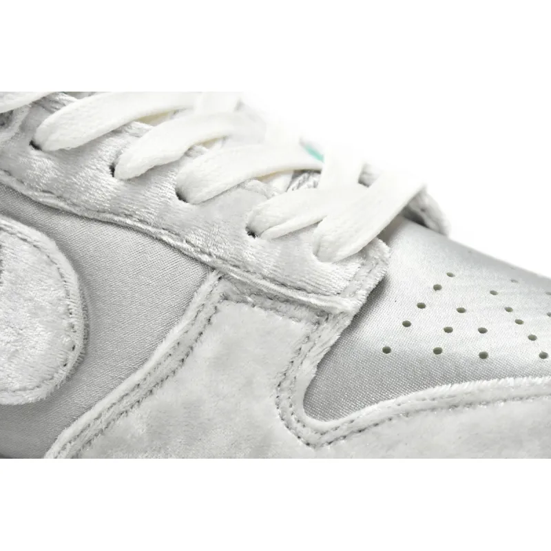 Pkgod Nike Dunk Low Ice