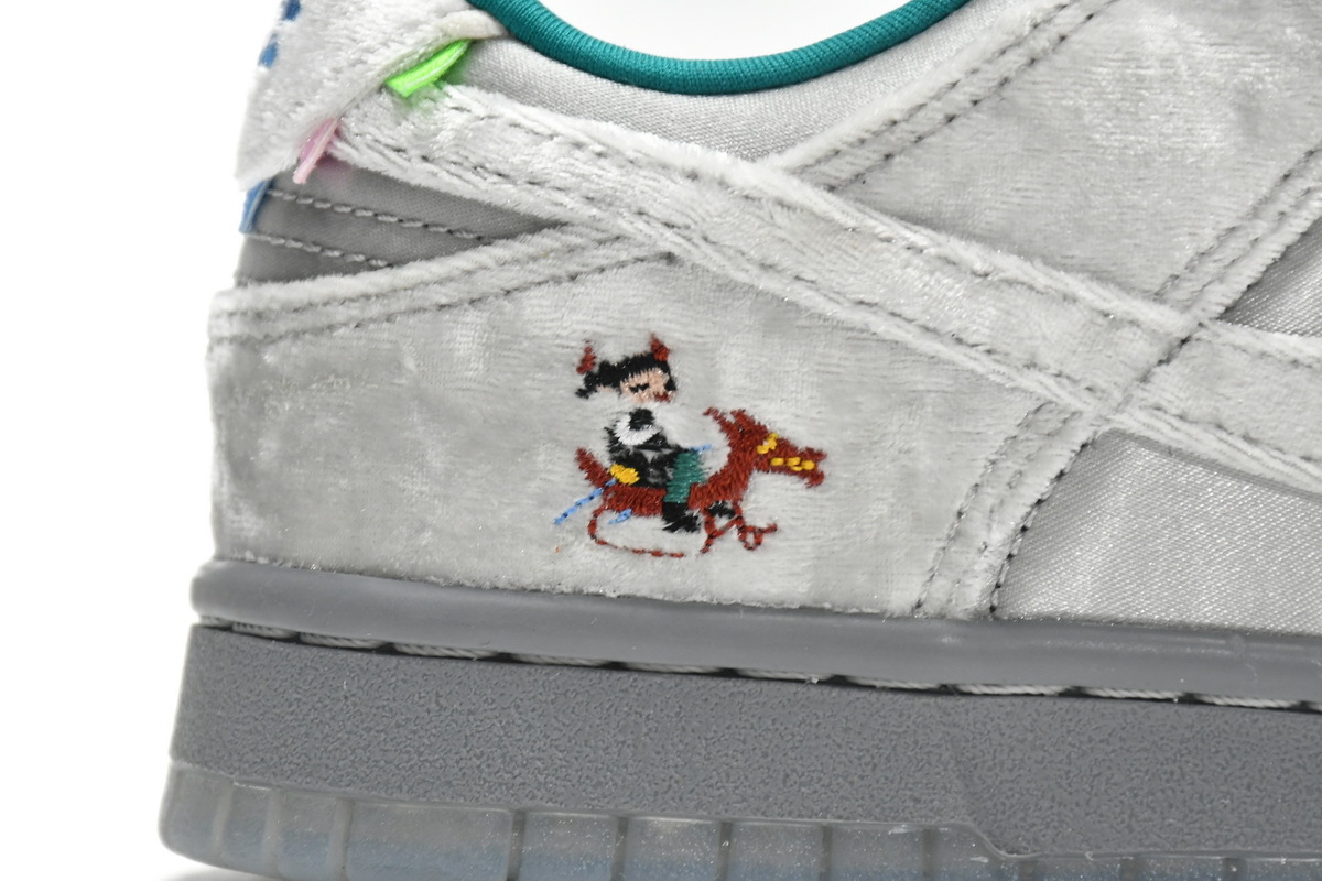     Nike Dunk Low Ice
