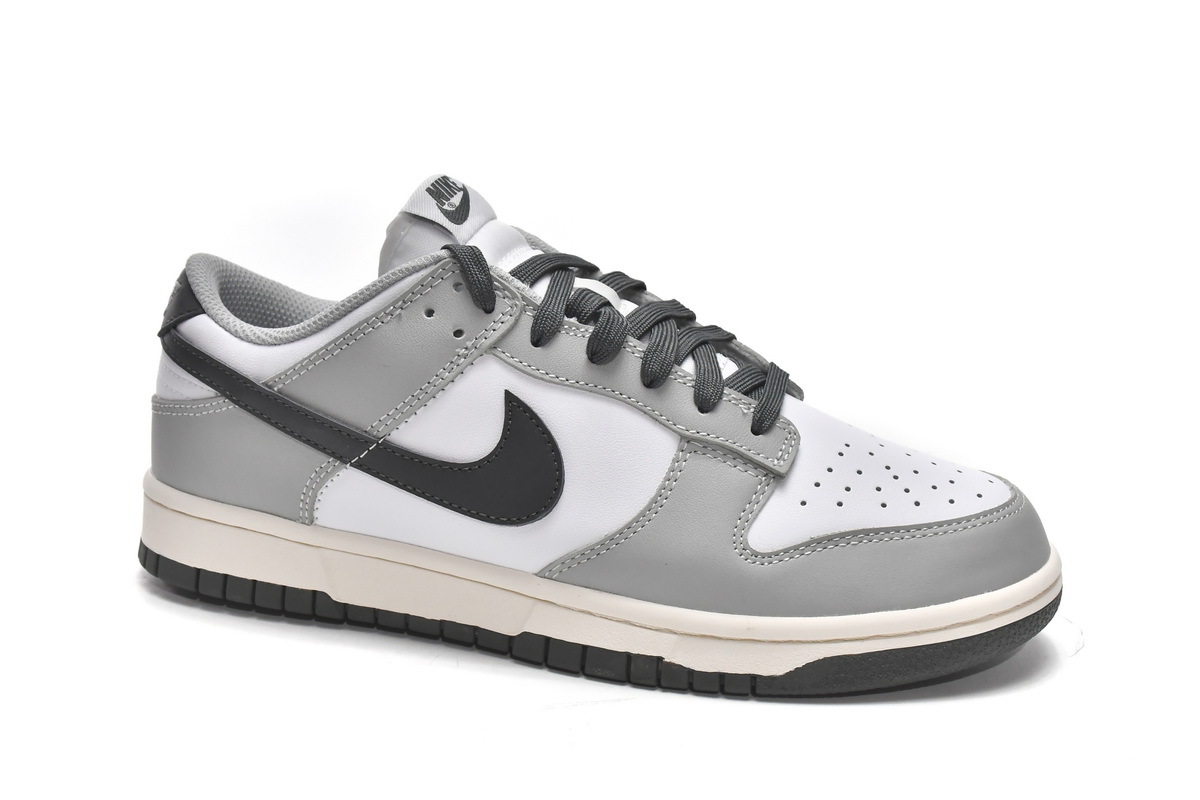     Nike Dunk Low Light Smoke Grey