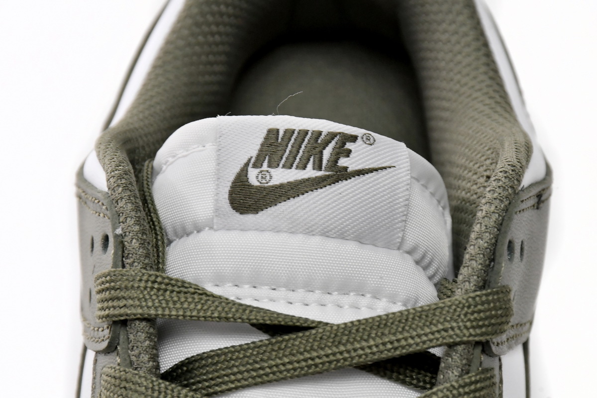     Nike Dunk Low Medium Olive 