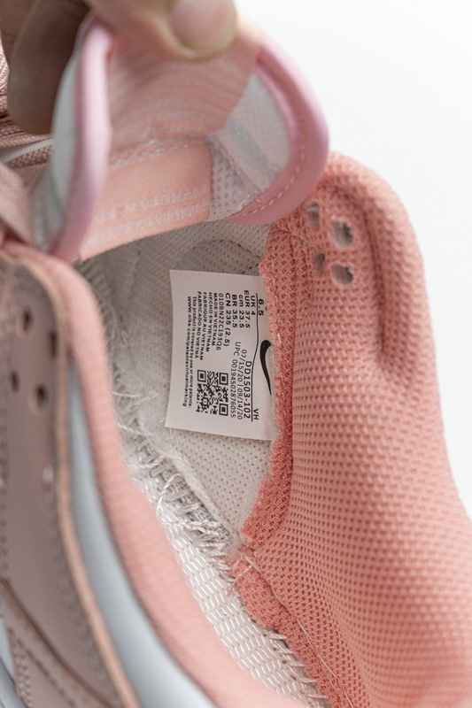     Nike Dunk Low Orange Pearl (W)