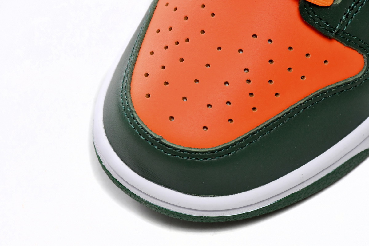     Nike Dunk Low OranGreen
