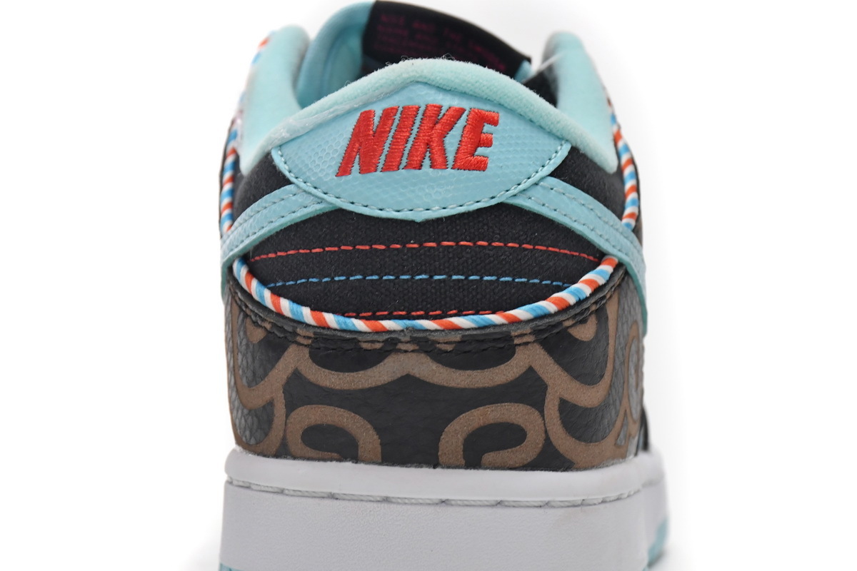     Nike Dunk Low SE Barber Shop Black