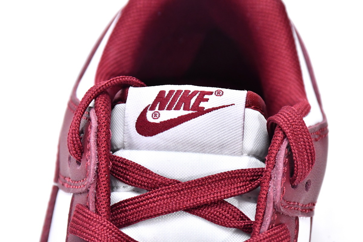     Nike Dunk Low Team Red (2022)