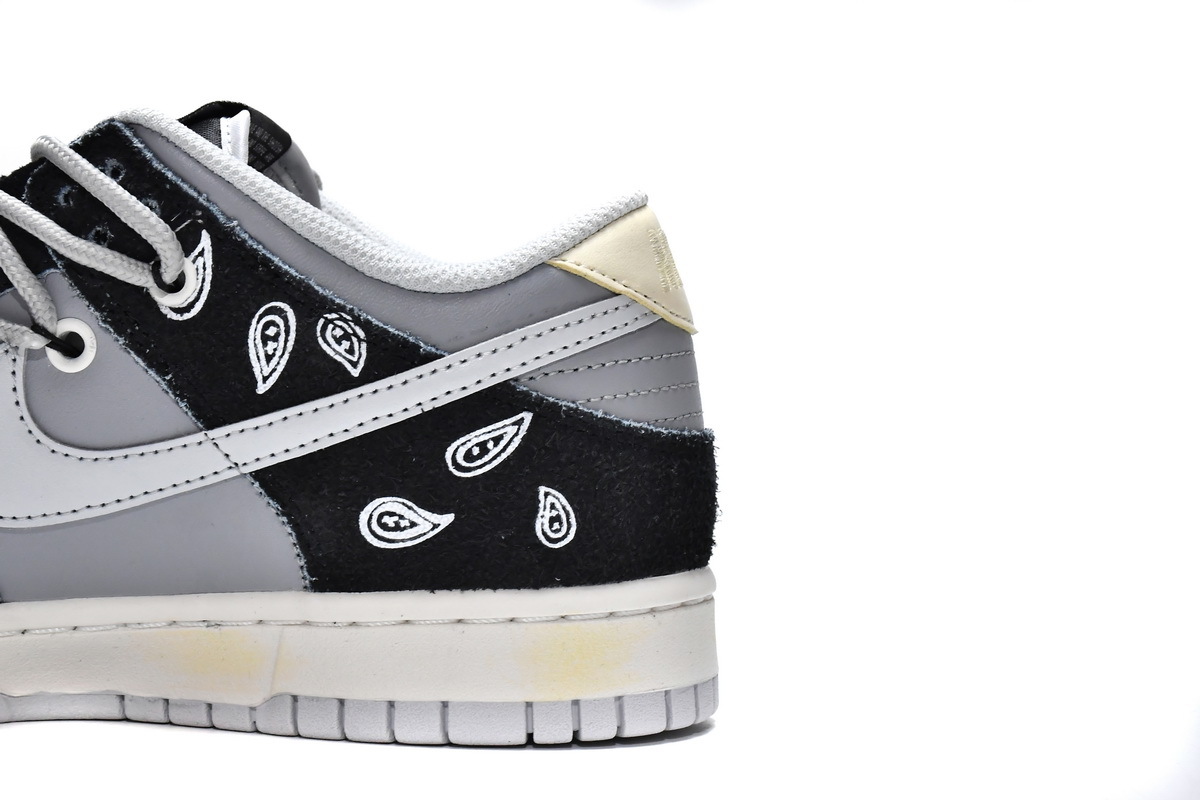     Nike Dunk Low Vibe