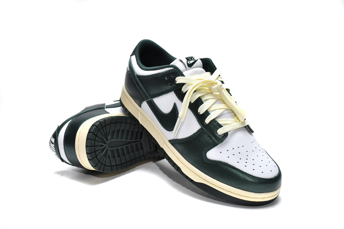     Nike Dunk Low Vintage Green