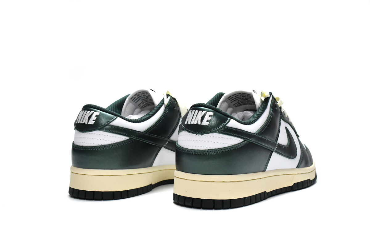     Nike Dunk Low Vintage Green