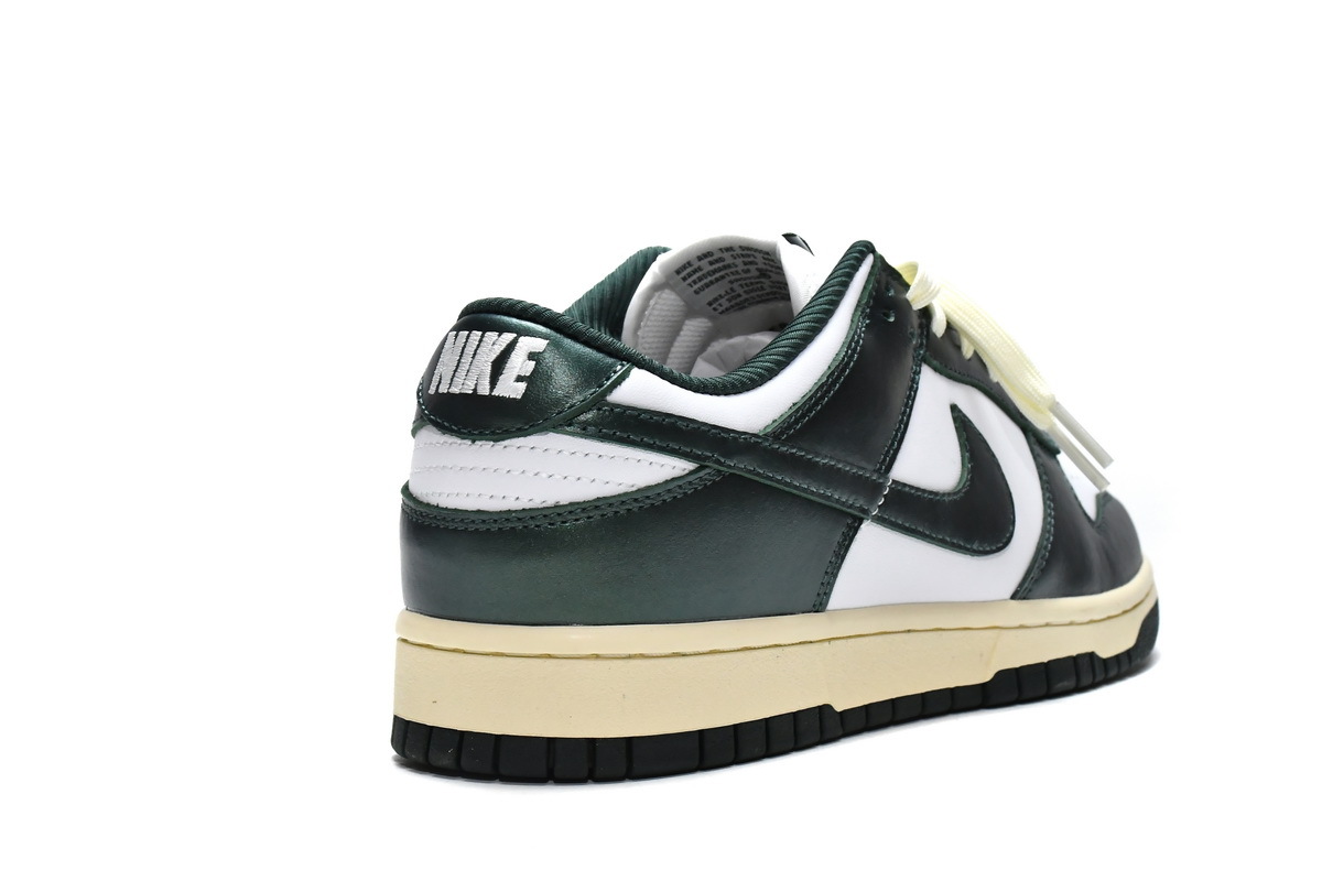     Nike Dunk Low Vintage Green