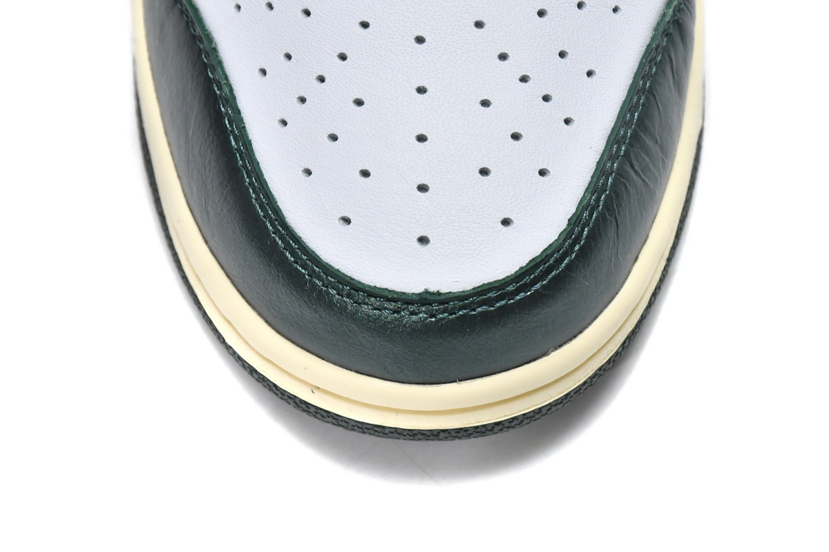     Nike Dunk Low Vintage Green