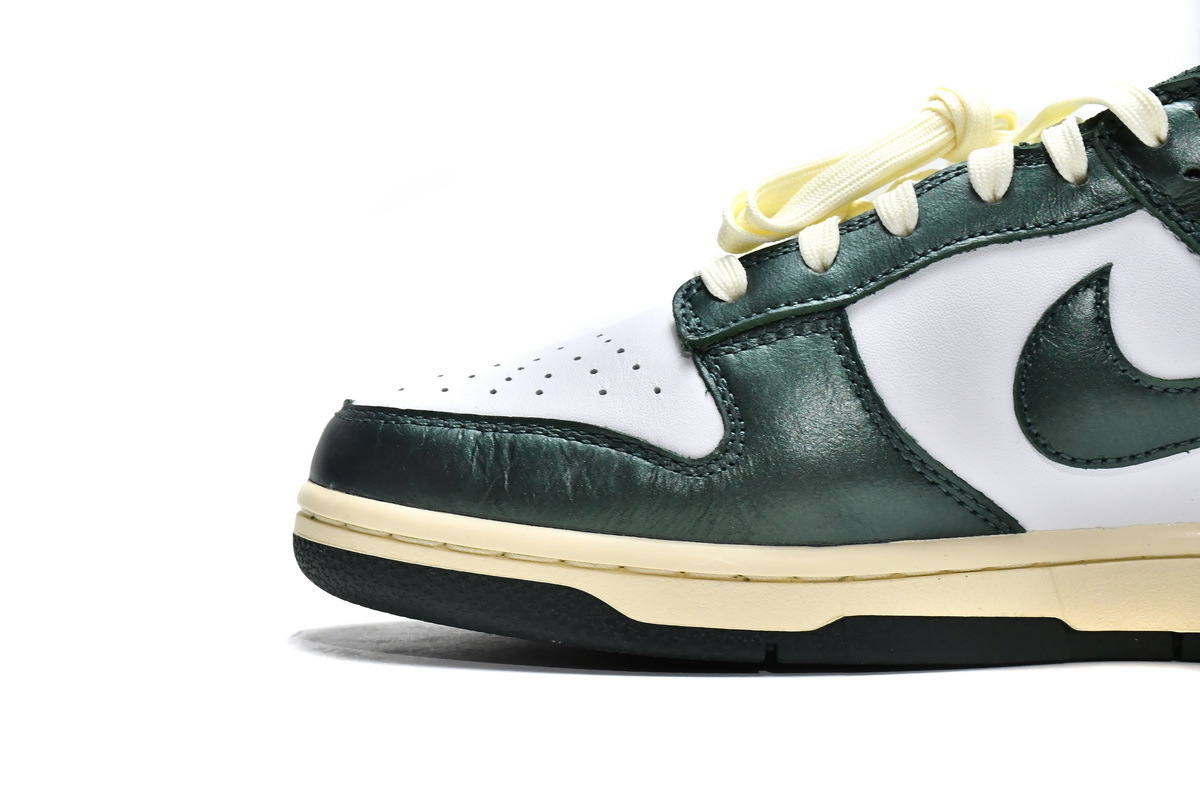     Nike Dunk Low Vintage Green