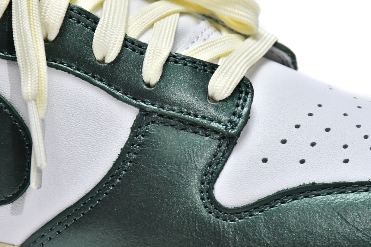     Nike Dunk Low Vintage Green