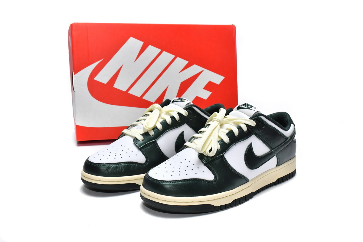     Nike Dunk Low Vintage Green
