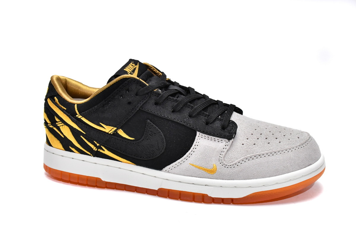     Nike Dunk Low Year of the Tiger (2022)