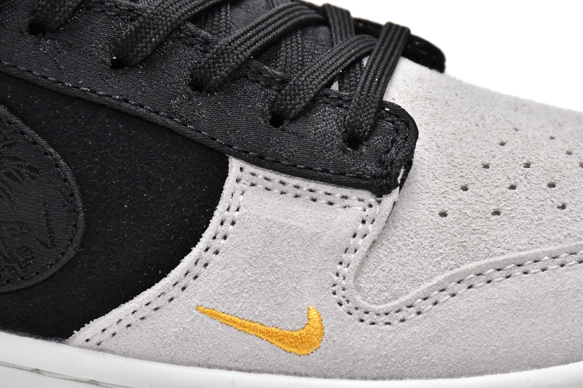     Nike Dunk Low Year of the Tiger (2022)