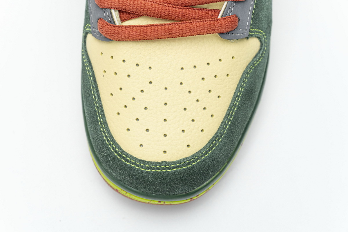     Nike Dunk SB Low Mosquito