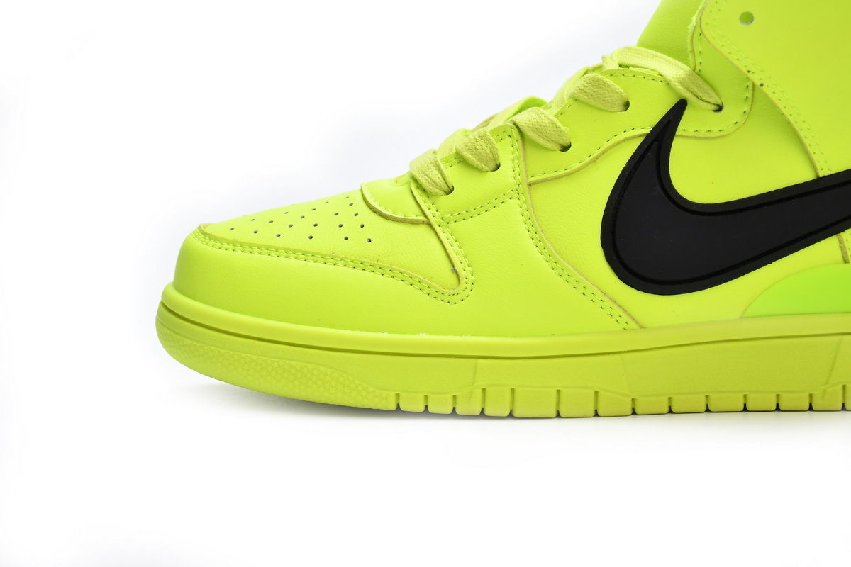    Nike SB Dunk High AMBUSH Flash Lime​