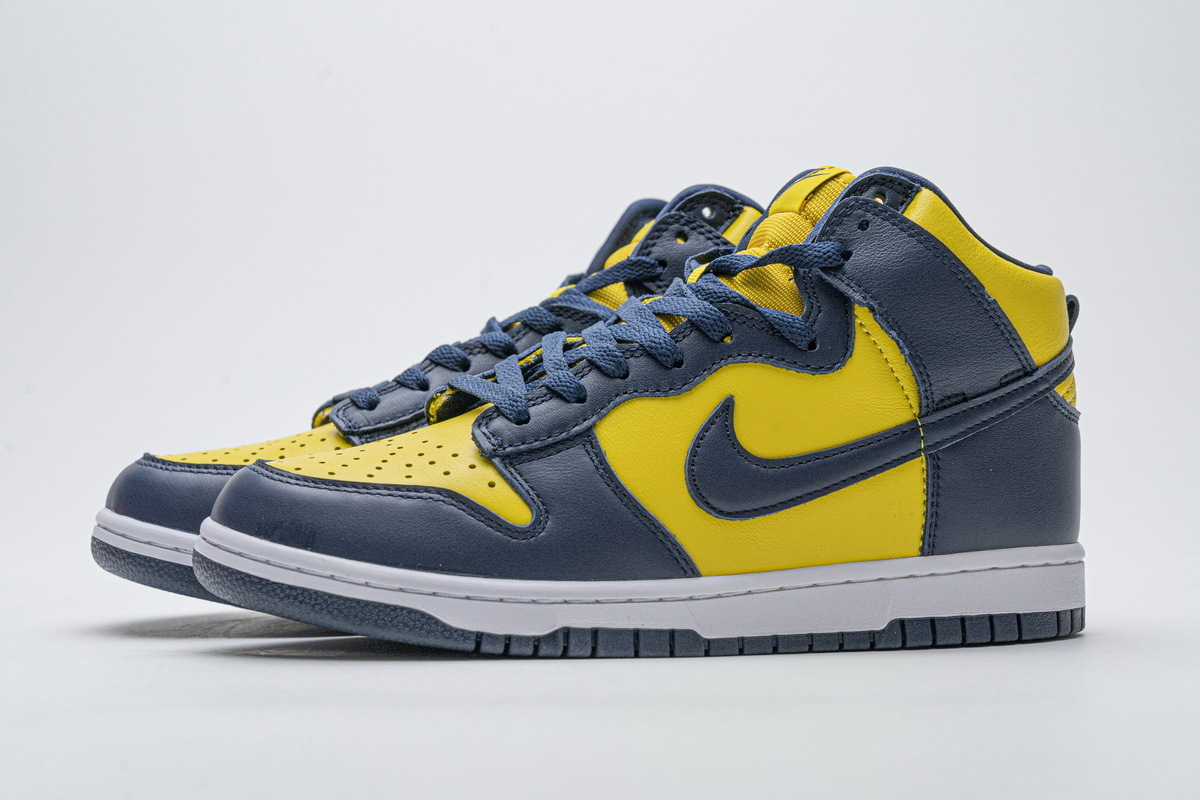     Nike SB Dunk High Michigan 