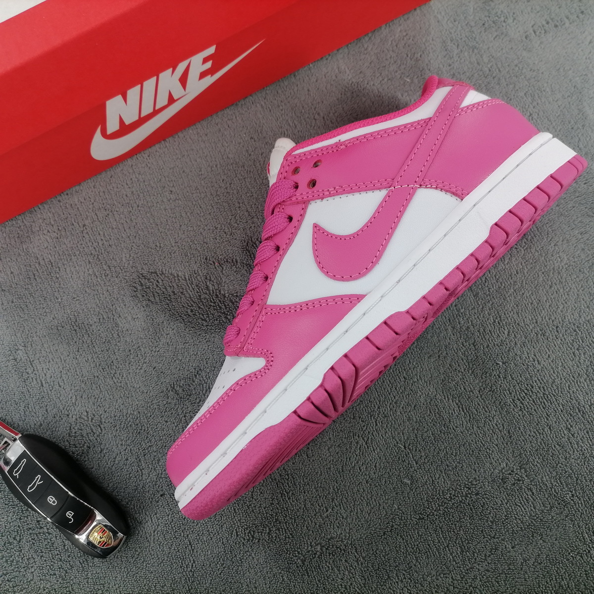    Nike SB Dunk Low Archeo Pink (W)​