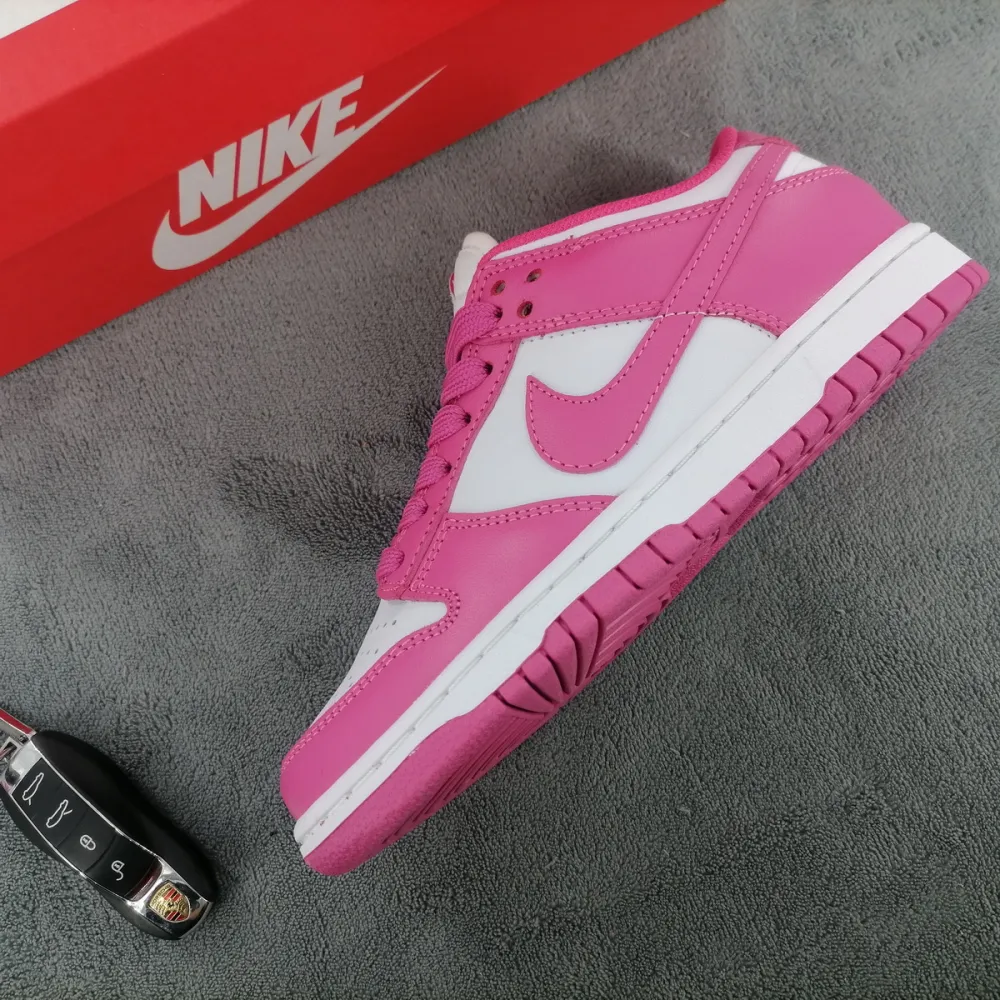 Pkgod Nike SB Dunk Low Archeo Pink (W)​