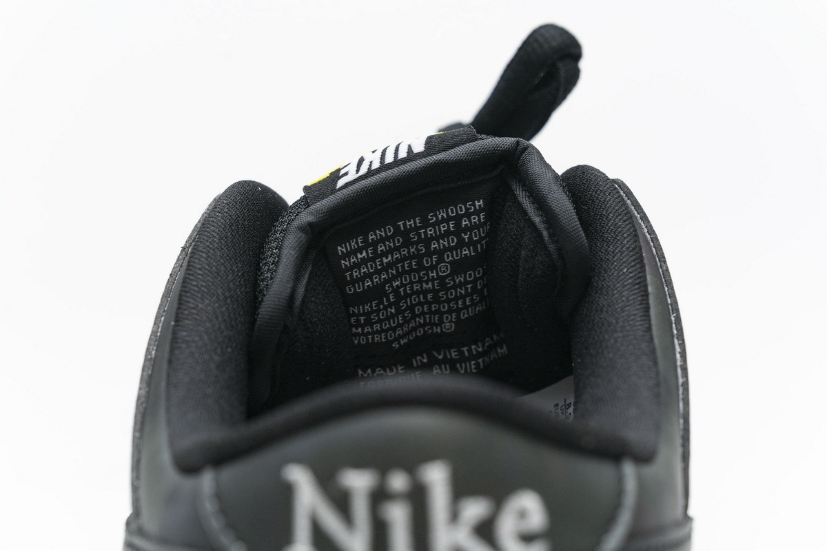     Nike SB Dunk Low Civilist Pro QS Thermography