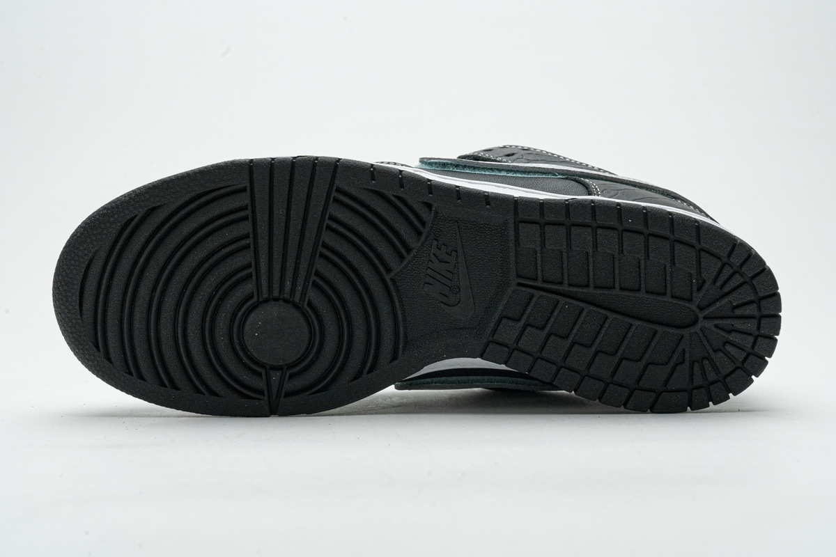     Nike SB Dunk Low Diamond Supply Co Black Diamond