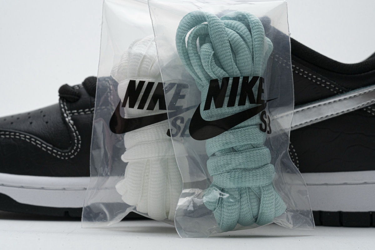     Nike SB Dunk Low Diamond Supply Co Black Diamond