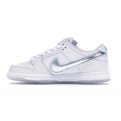 Pkgod Nike SB Dunk Low Diamond Supply Co White Diamond 01