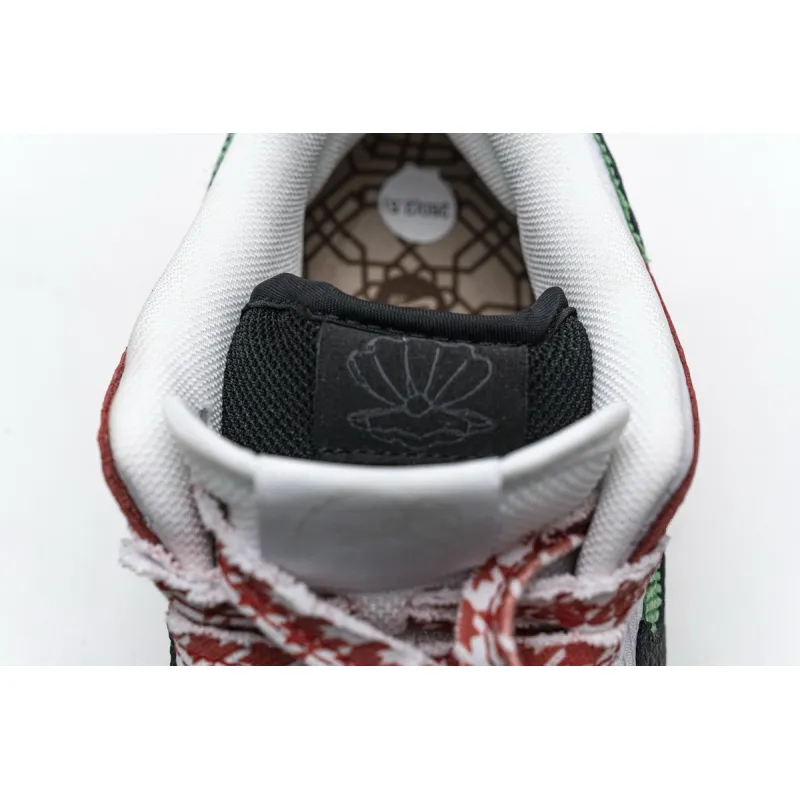 Pkgod Nike SB Dunk Low Frame Skate Habibi