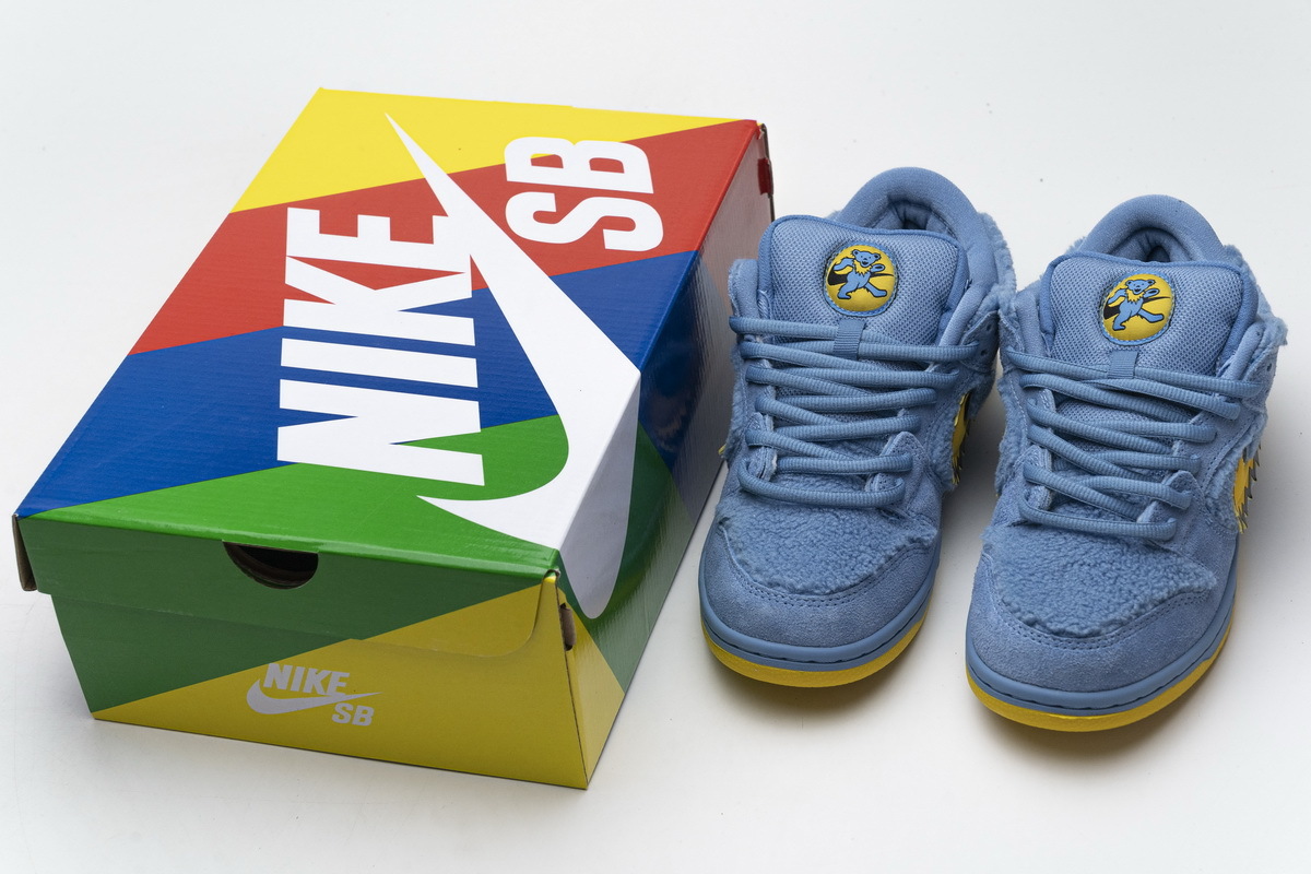     Nike SB Dunk Low Grateful Dead Blue Bear