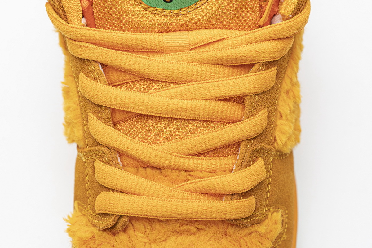     Nike SB Dunk Low Grateful Dead Orange Bear