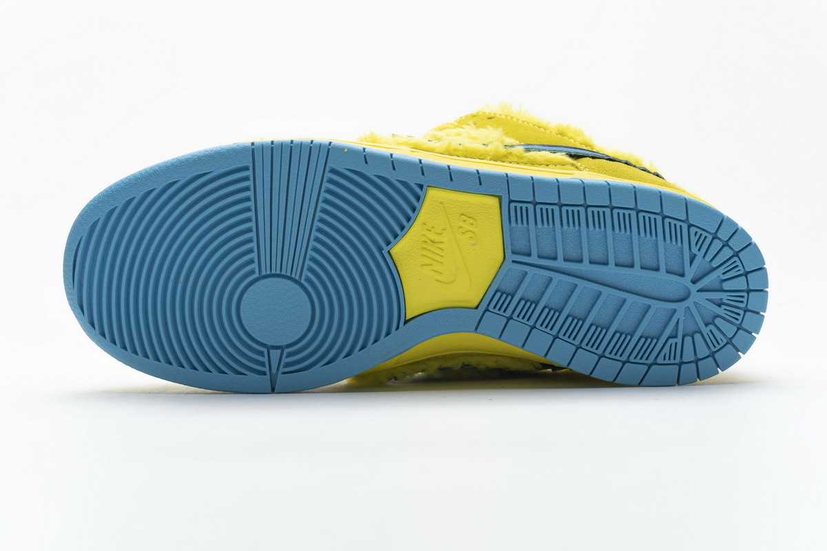     Nike SB Dunk Low Grateful Dead Yellow Bear