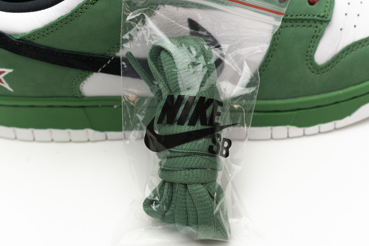     Nike SB Dunk Low Heineken
