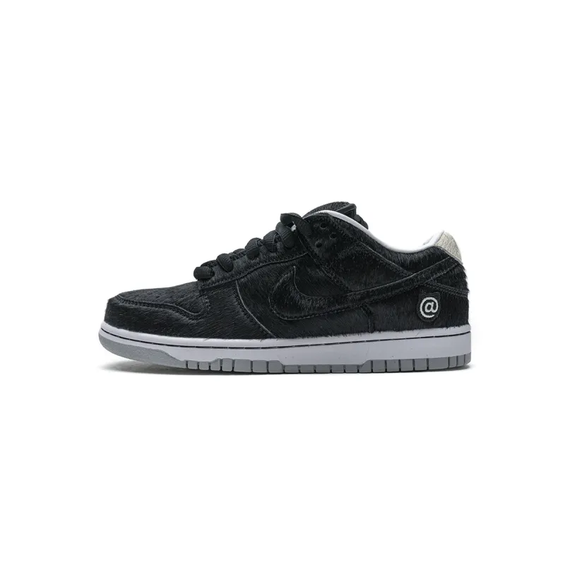 Pkgod Nike SB Dunk Low Medicom BE@RBRICK