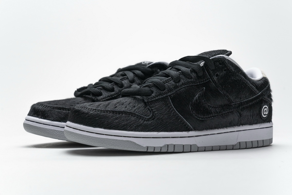    Pkgod Nike SB Dunk Low Medicom BE@RBRICK