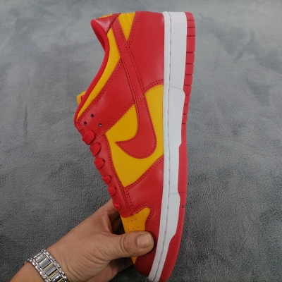    Pkgod Nike SB Dunk Low Midas Gold​ 02