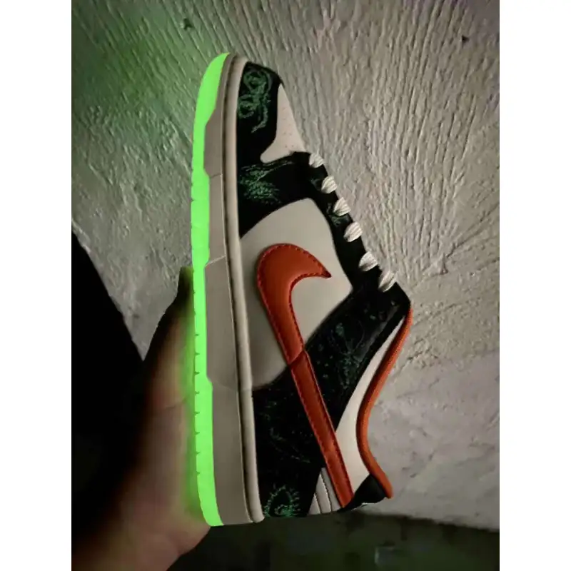 Pkgod Nike SB Dunk Low PRM Halloween (2021)​